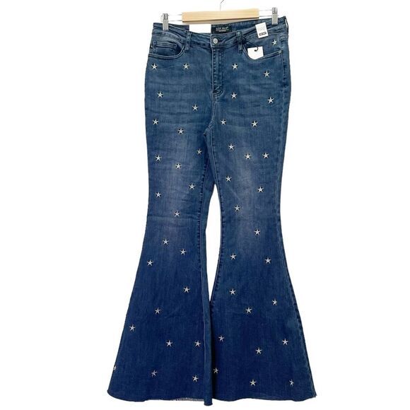 NWT Judy Blue High Rise Dark Super Flare Star Embroidered Jeans Size 30 | 10 New - Picture 2 of 16